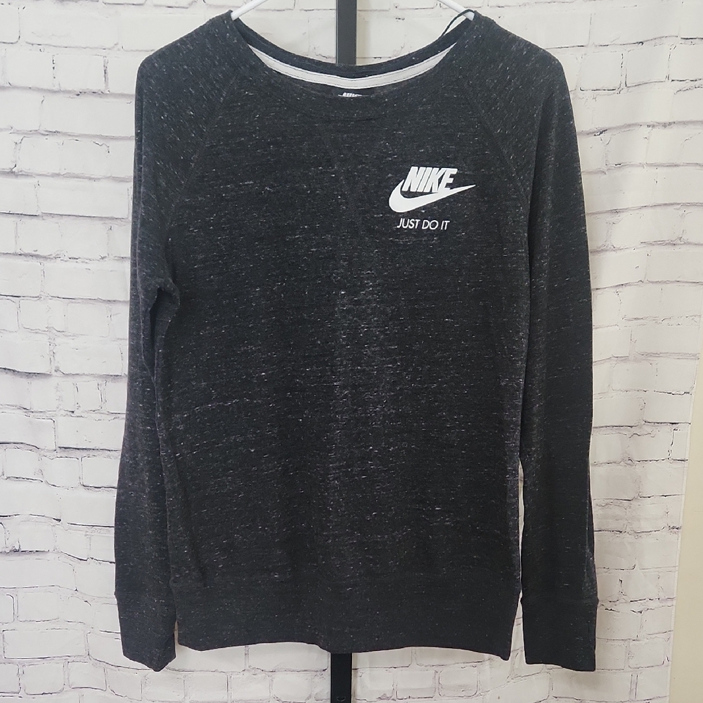 Nike Chatcoal Lightweight Sweatshirt, Medium